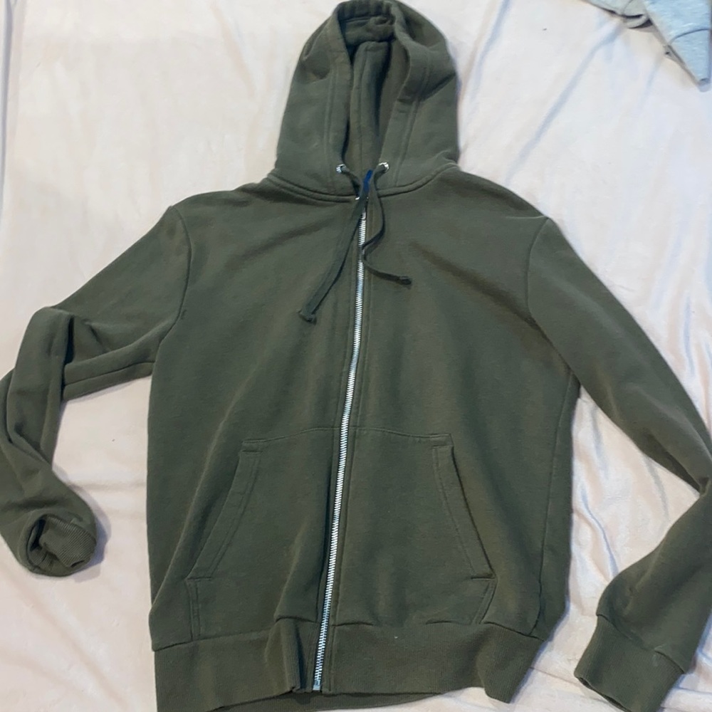 Brand- Divided Color- Army Green